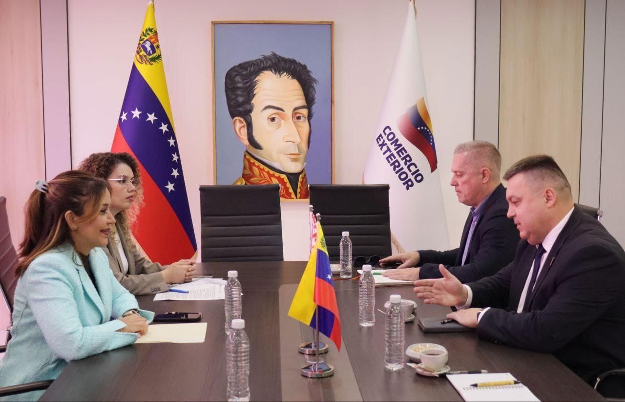Ministra Coromoto Godoy se reunió con los embajadores de Belarús y Alemania
