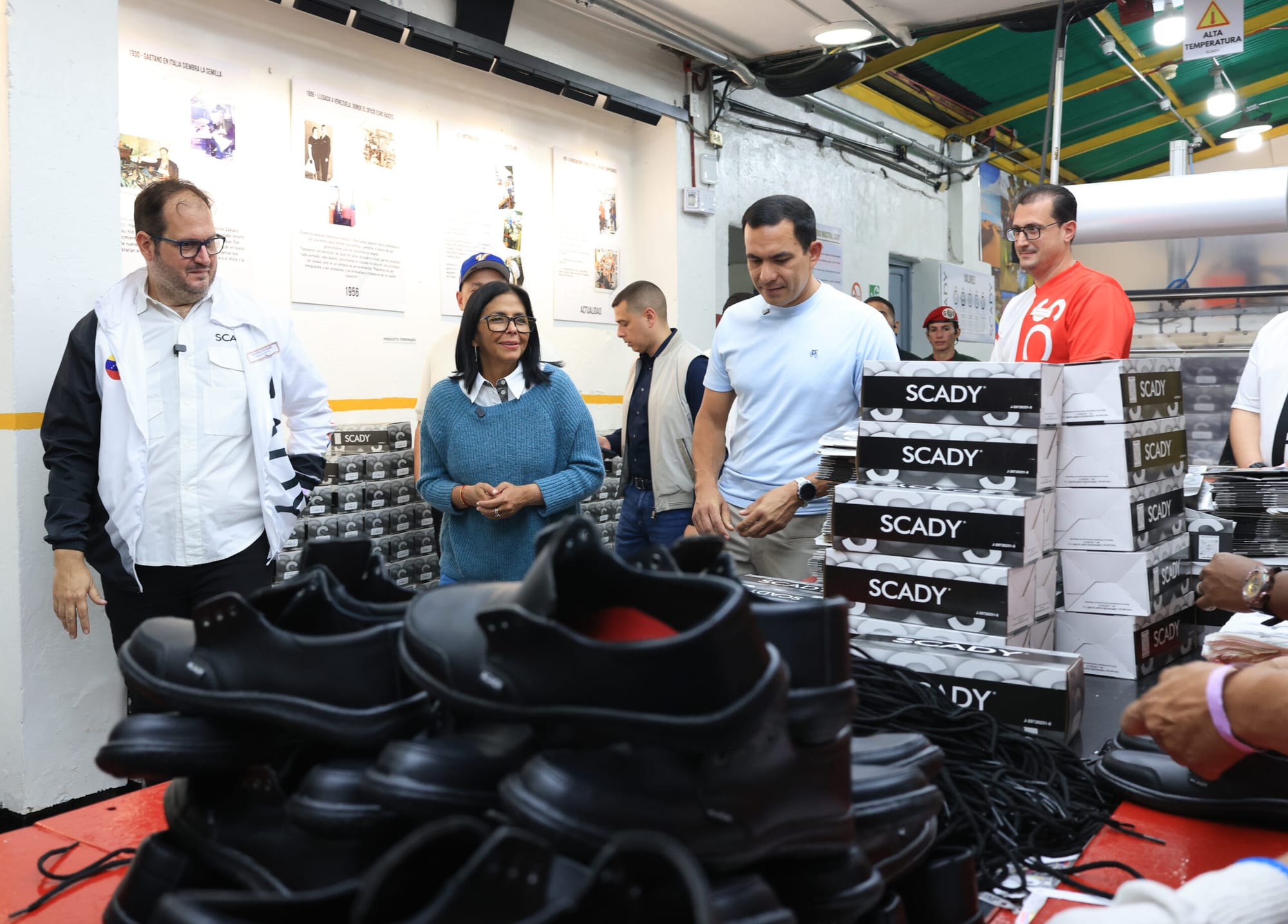 Venezuela ratifica lucha por la entrega de 5.000 millones de dólares propios retenidos en el FMI