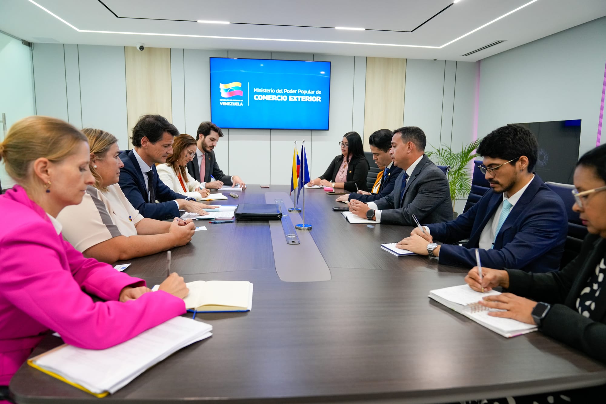 Venezuela y la Unión Europea estrechan lazos para potenciar el comercio bilateral