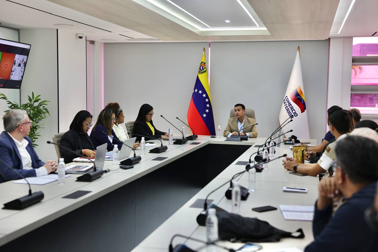 Venezuela define ruta de exportación para ShowColat Festival en Francia